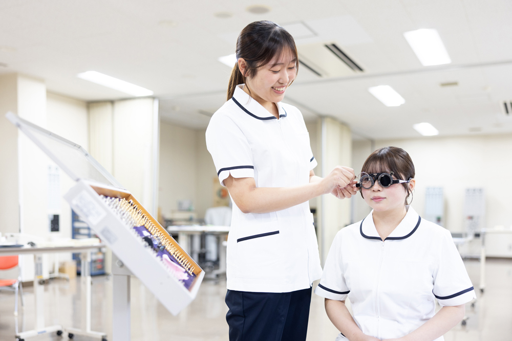 視能訓練士科の様子2